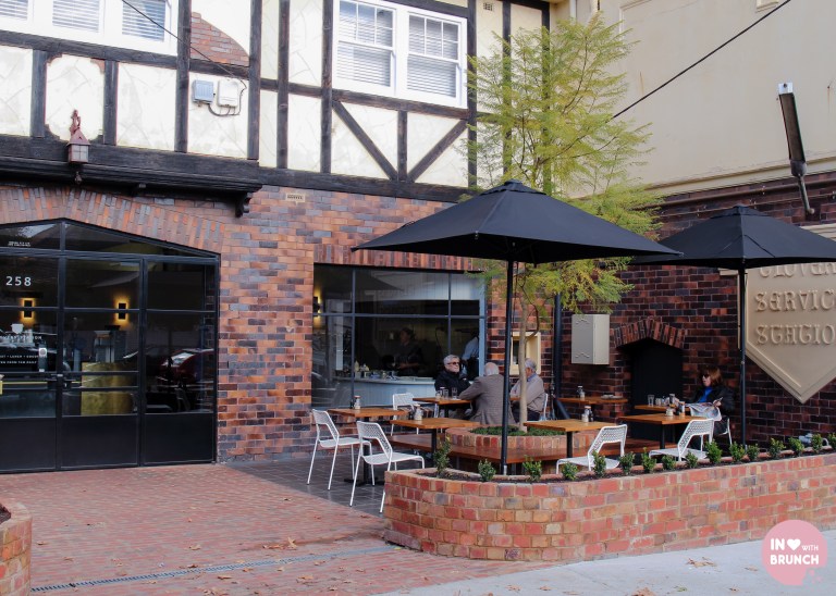 Glovers Station Elsternwick Courtyard (1 of 1)