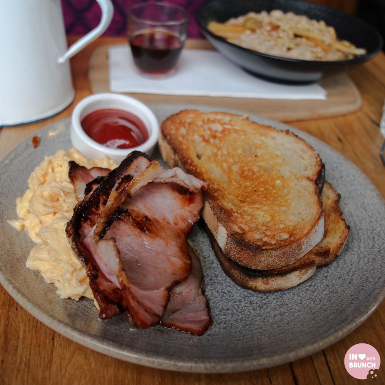 Deadman Espresso South Melbourne Bacon and Eggs (1 of 1)