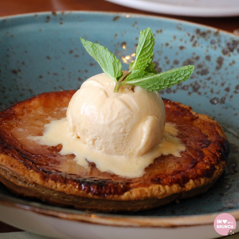 Green Park Dining Zomato Meetup Apple Tart (1 of 1)