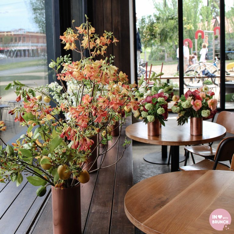 Green Park Dining Zomato Meetup Flowers (1 of 1)