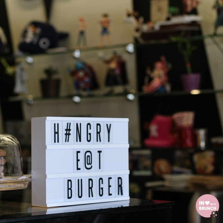 One Plus Piece Interior3